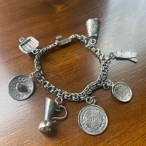 Vintage Mexico Silver Charm Bracelet 🇲🇽